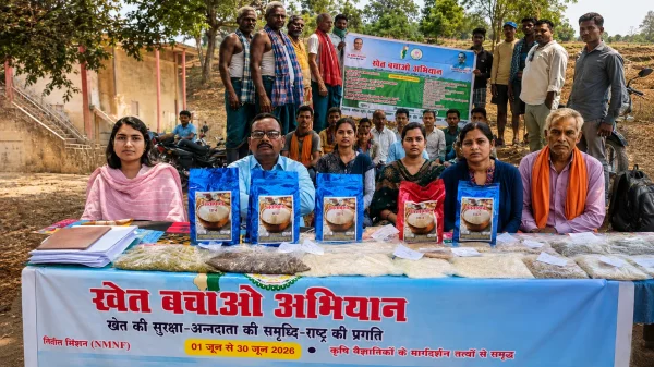 खेत बचाओ अभियान : किसानों को प्राकृतिक खेती और संतुलित उर्वरक उपयोग का दिया गया संदेश