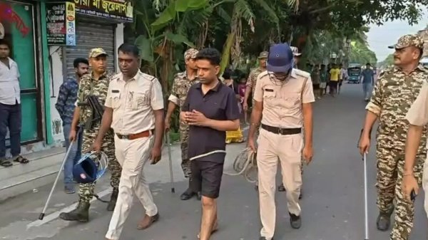 बड़ा एक्शन : टीएमसी नेता पुष्पा के बाद अब पत्नी भी गिरफ्तार, थाने पर धावे की कोशिश का आरोप