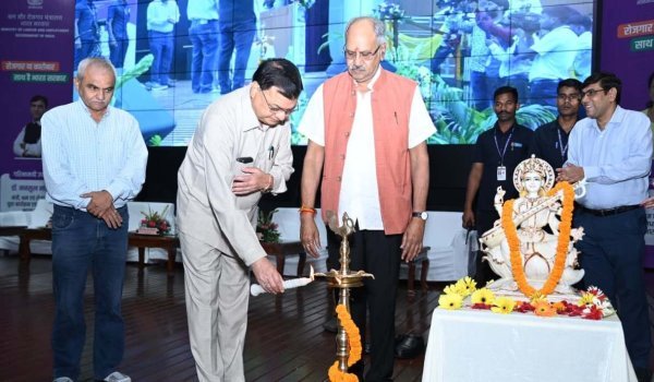 योजन : 2 साल में 3.5 करोड़ नौकरियों का लक्ष्य, पहली बार काम पाने वालों को नकद सहायता