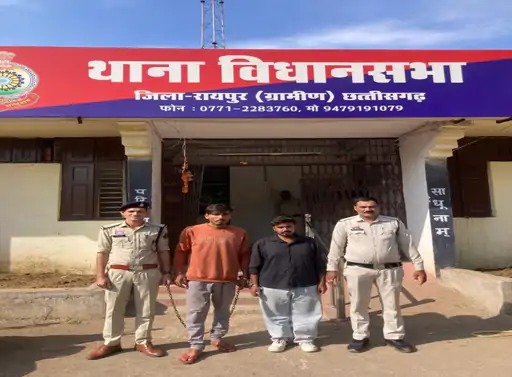 पुलिस की गिरफ्त में चोरी गिरोह के आरोपी