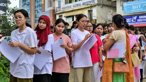 देशभर में नीट यूजी परीक्षा शांतिपूर्ण तरीके से संपन्न: 22 लाख से ज्यादा छात्र हुए शामिल, रफ वर्क के लिए मिला एक्स्ट्रा टाइम