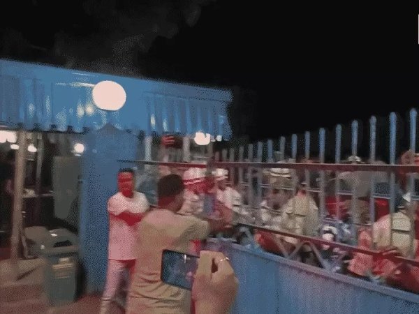 विधायक पर बरसे अंडे : पुलिस थाने लाते ही लगे चोर-चोर के नारे, कर्नाटक से हुए गिरफ्तार