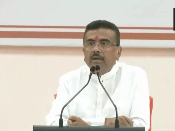 बजट में बड़ा ऐलान : बंगाल में 1 लाख सरकारी नौकरियां, महिलाओं को 33% आरक्षण और मदरसों में वंदे मातरम अनिवार्य