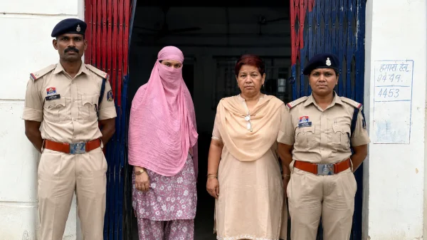 रायपुर में गांजा तस्करी पर पुलिस की कार्रवाई, 1.5 किलो गांजे के साथ महिला गिरफ्तार