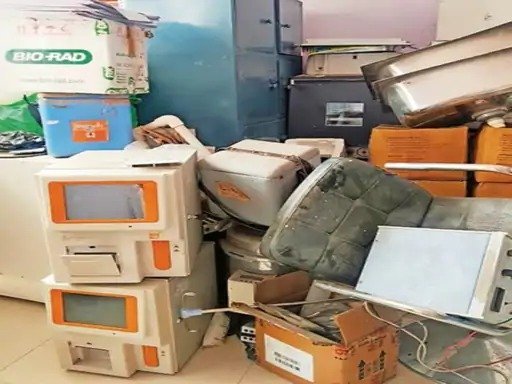 स्वास्थ्य विभाग विवादों में : सरकारी लैब बंद होने से पहले 10 करोड़ की खरीद पर उठे सवाल