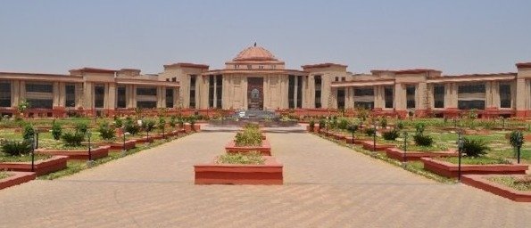 शराब घोटाला जांच में हाई कोर्ट सख्त, विवादित संपत्ति से रोक हटाने से इंकार