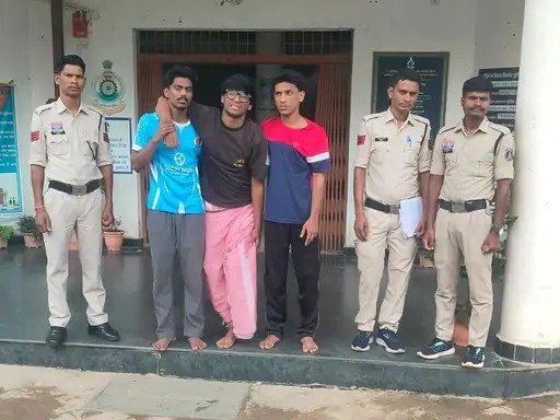 रकम ट्रांसफर : 7-8 बैंक खातों से चल रहा था साइबर फ्रॉड, 61 लाख ठगी मामले में 3 आरोपी गिरफ्तार