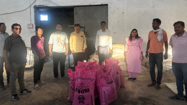 विभाग की कार्रवाई : उड़ीसा प्रिंट वाली 550 किलो उर्वरक जब्त, वैष्णवी एग्रो इंडस्ट्रीज पर जांच तेज