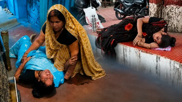 हैवानियत : उजड़ी कोख , गर्भवती महिला से बेरहमी पेट में पल रहे बच्चे की मौत का आरोप