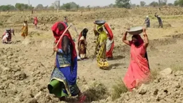 रोजगार व्यवस्था : 1 जुलाई से बदलेंगे ग्रामीण रोजगार के नियम, 125 दिन काम की गारंटी
