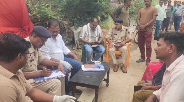 हड़कंप : खामोश घर में मिला मौत का मंजर, महिला का शव देख दहल उठे ग्रामीण