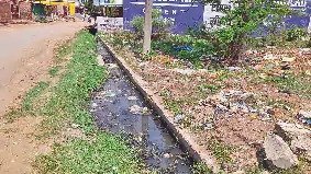 विकास पर लगा ब्रेक : लंबे समय से अनुपस्थित उप अभियंता, लोगों को हो रही परेशानी