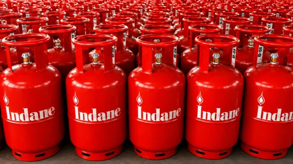 बड़ी राहत : छत्तीसगढ़ में सस्ता हुआ कमर्शियल LPG सिलेंडर, 19 किलो सिलेंडर के दाम में ₹183.50 की कटौती