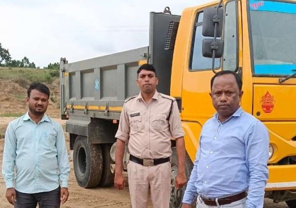 निर्देश : अवैध खनन के खिलाफ सख्त अभियान, 52 मामलों में लाखों का जुर्माना