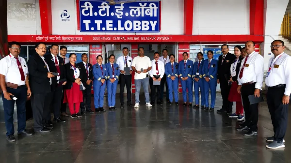 रेलवे की नई पहल : टिकट चेकिंग कर्मचारियों को मिले बॉडी वॉर्न कैमरे, यात्रियों से विवाद और बदसलूकी पर लगेगी लगाम