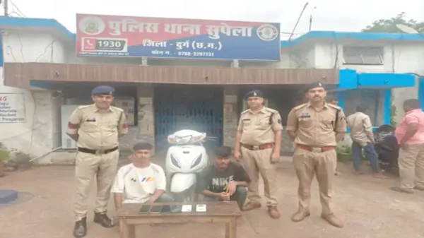 फिल्मी स्टाइल में लूट : 5 घंटे तक शहरभर में घुमाया, फिर मारपीट कर स्कूटी और कैश लुटे