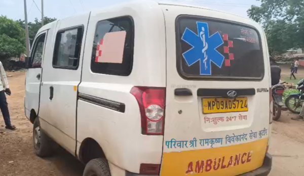 कानून का उल्लंघन: एम्बुलेंस से पेट्रोल-डीजल ढुलाई के आरोप, मरीजों की सेवा या अवैध कारोबार