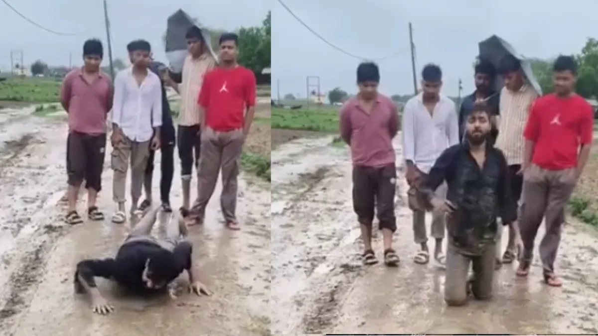 सड़क के लिए दंडवत यात्रा करता युवक