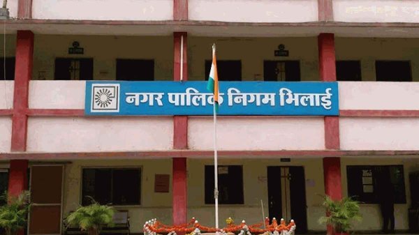 प्रशासनिक बदलाव : भिलाई नगर निगम को मिली पहली महिला आयुक्त, IAS सुरुचि सिंह संभालेंगी कमान