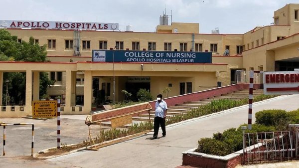 सख्ती : अस्पताल जांच के घेरे में, एयर एंबुलेंस मामले के बाद स्वास्थ्य विभाग ने कसा शिकंजा