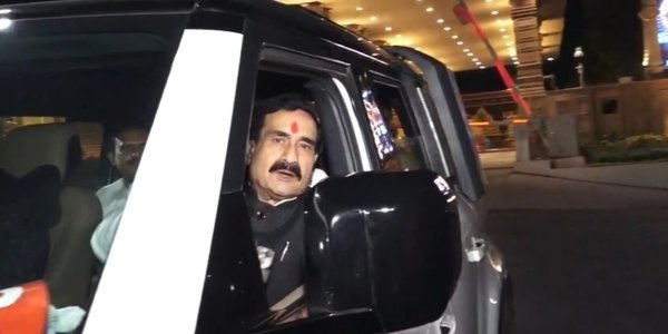दतिया उपचुनाव : ऐन वक्त पर बदला सियासी समीकरण, टिकट कटने के बाद मुस्कुराकर बोले नरोत्तम मिश्रा-अब किनारे पर बना लो घर