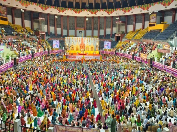 रायपुर भागवत कथा : देवकीनंदन ठाकुर का संदेश, तीर्थों की पवित्रता रखना जरूरी
