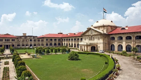 इलाहाबाद हाई कोर्ट का बड़ा फैसला : पति की सैलरी का 25% देना कोई तय नियम नहीं, फैमिली कोर्ट के आदेश में किया बदलाव