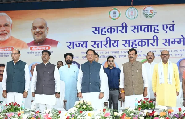 तेंदूपत्ता संग्राहकों को सौगात : महासमुंद के 76 हजार से अधिक परिवारों के खाते में पहुंचेगी 12.40 करोड़ का बोनस
