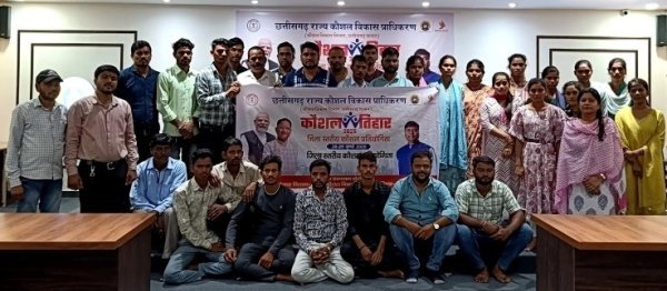 आत्मनिर्भर बन रहे युवा : कौशल विकास से छत्तीसगढ़ में 4.94 लाख युवाओं को मिला प्रशिक्षण