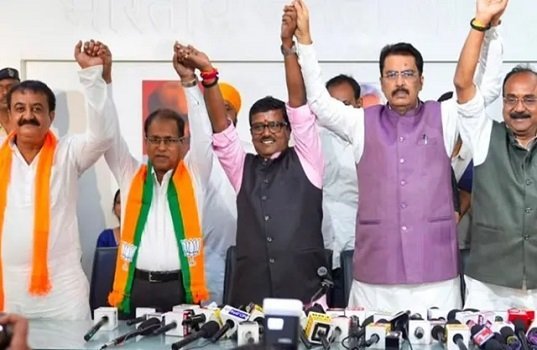 बांकीपुर उपचुनाव :  पटना में बड़ा उलटफेर, BJP में शामिल हुए कई नेता