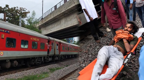 बड़ा हादसा : रायपुर में ट्रेन के सामने कूदा युवक, साउथ बिहार एक्सप्रेस की टक्कर से गंभीर घायल