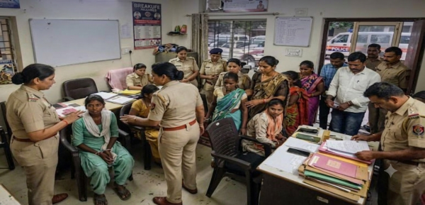 कार्रवाई : इंदौर में नौकरी का झांसा देकर आदिवासी छात्राओं को बनाया बंधक, पुलिस की कार्यप्रणाली पर उठे सवाल