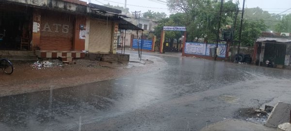 मानसून मेहरबान : जिले में बारिश का दौर जारी, किसानों ने तेज की धान रोपाई की तैयारी