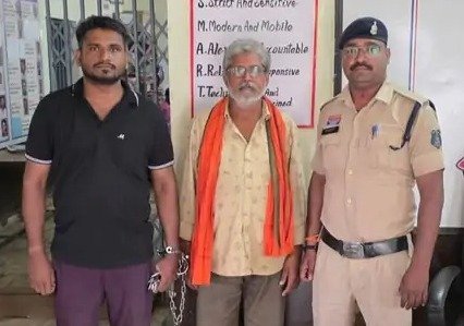 नवविवाहिता आत्महत्या : दहेज प्रताड़ना मामले में पुलिस का शिकंजा, पति और ससुर सिमगा से गिरफ्तार
