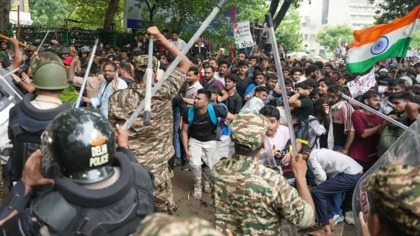 NEET सुधार आंदोलन : पुलिस कार्रवाई पर तुरंत सुनवाई से सुप्रीम कोर्ट का इनकार, कहा- वीडियो देखने का समय नहीं