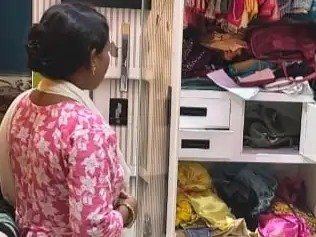 वारदात : ताला तोड़कर घर में घुसे चोर, अलमारी से 1.17 लाख के गहने लेकर फरार