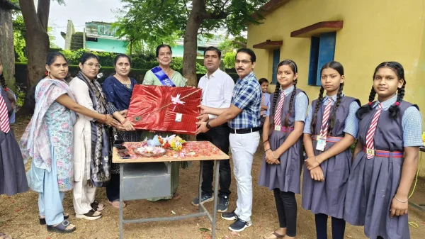 जन्मदिन को बनाया यादगार : बच्चों के साथ खुशियां बांटकर पेश की मिसाल, दिया संस्कारों का संदेश