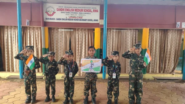 कारगिल विजय दिवस पर देशभक्ति से गूंजा गांधी स्कूल, बच्चों ने जीवंत की शौर्य गाथा