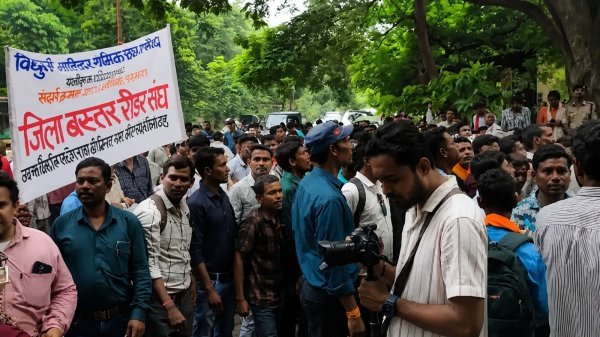 महाआंदोलन : स्मार्ट मीटर के विरोध में प्रदेशभर में प्रदर्शन, रोजगार सुरक्षा को लेकर सरकार घिरी