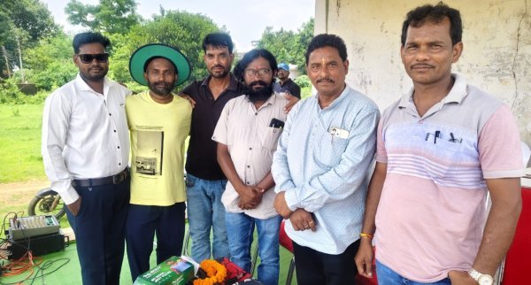 बंसुला आईटीआई ग्राउंड में क्रिकेट का महाकुंभ, मनोज इलेवन ने जीता पहला मुकाबला
