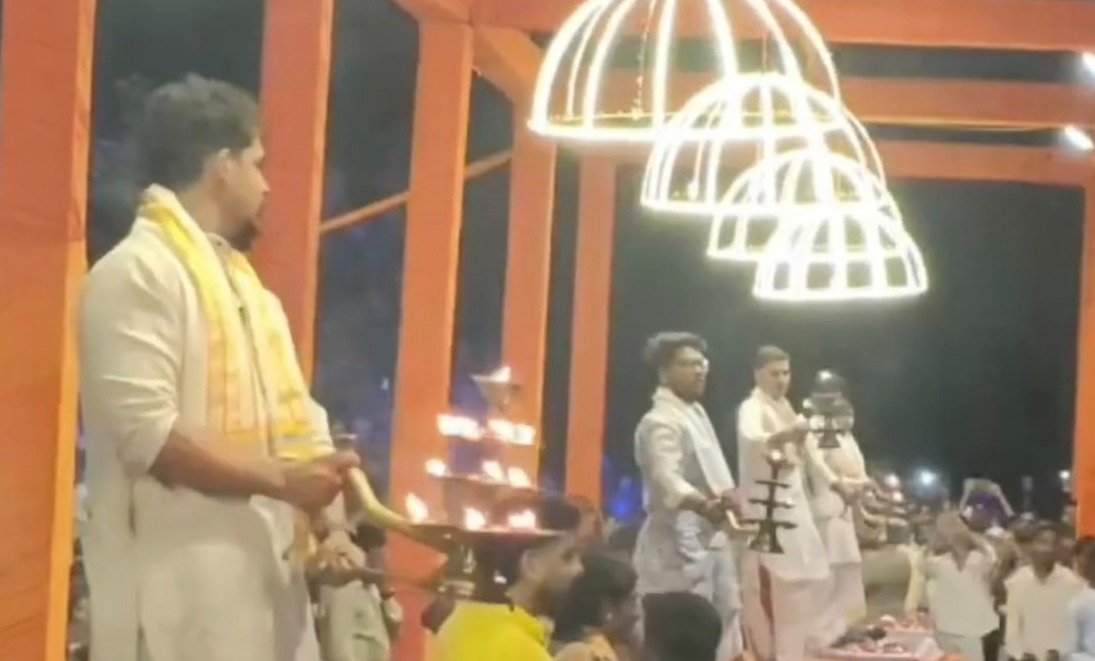 धमतरी के महानदी में गंगा आरती