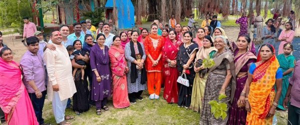 खट्टीडीह कापा में महिला शक्ति का सम्मान, आत्मनिर्भरता के लिए किया प्रेरित