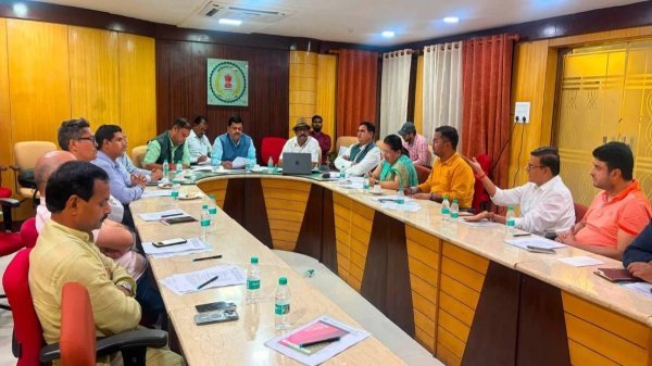 फार्मेसी काउंसिल विवाद में नया मोड़, अभिषेक चंदा का निलंबन वापस लेने का फैसला