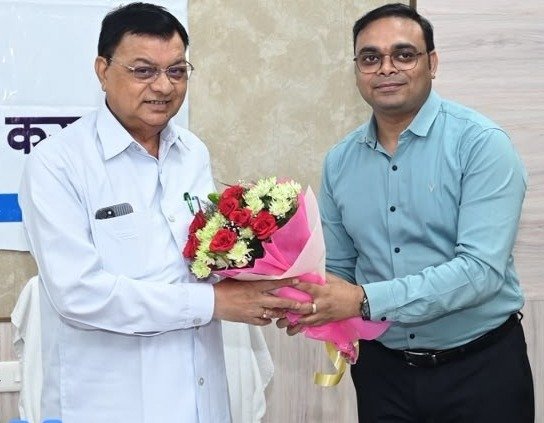 निर्माण श्रमिकों के कल्याण पर सरकार का फोकस, योजनाओं का लाभ पहुंचाने के निर्देश