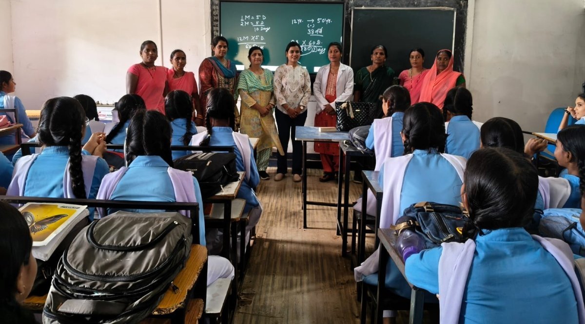 गोढ़ी स्कूल स्वास्थ्य जागरूकता कार्यक्रम