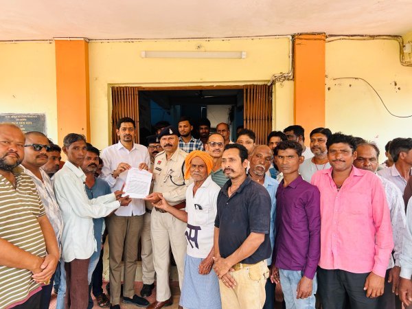 उद्योग के लिए 22 हेक्टेयर जमीन देने का विरोध, 15 अगस्त से चक्काजाम की चेतावनी