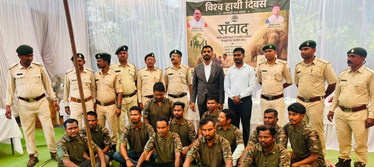 हाथी संरक्षण जागरूकता कार्यक्रम