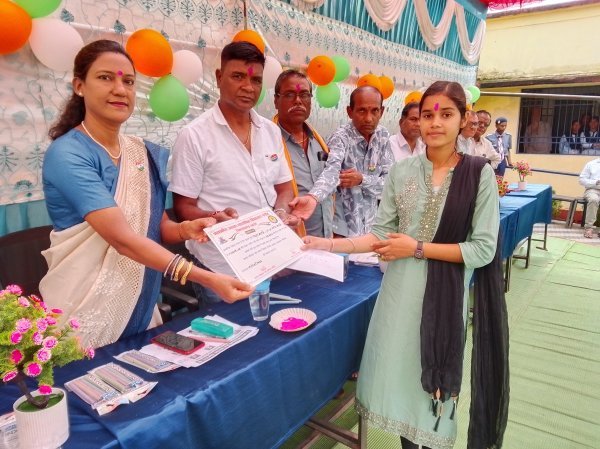 गनौद, बकतरा और खौली में हर्षोल्लास से मनाया गया स्वतंत्रता दिवस