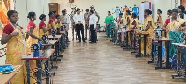 बस्तर में बदलाव की नई तस्वीर, सेवा डेरा से महिलाओं को मिलेगा रोजगार