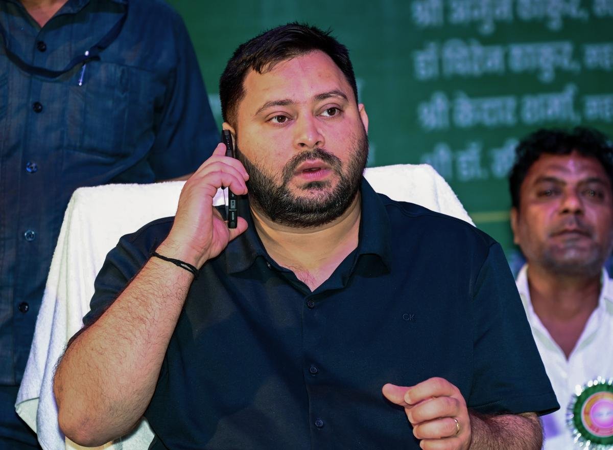 बिहार की आर्थिक स्थिति पर तेजस्वी यादव का सरकार पर हमला